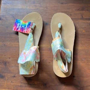 Sanuk Sling sandals Size9